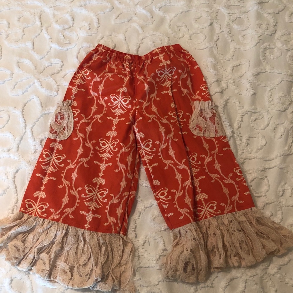 Girls size 6 adorable pants